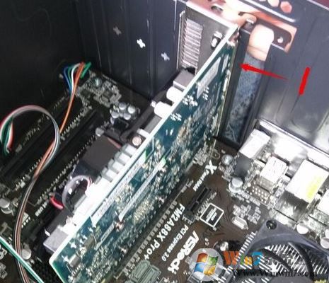 開機顯示器沒反應(yīng)怎么辦?win7開機顯示器點不亮的解決方法