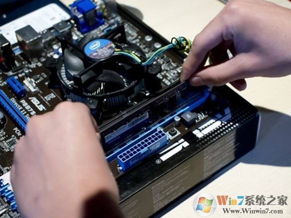 開機顯示器沒反應(yīng)怎么辦?win7開機顯示器點不亮的解決方法